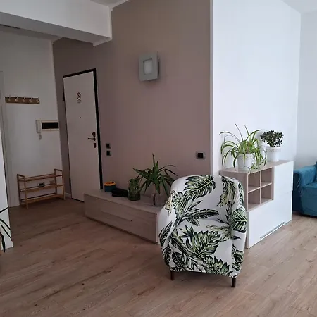 Apartment Casa Andrea Como